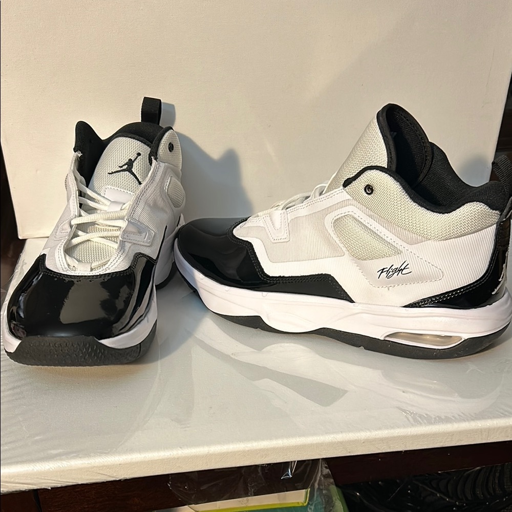 NWOB JORDAN STAY LOYAL 3 men’s 10.5